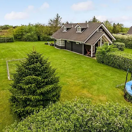 Stunning In Tarm With Kitchen