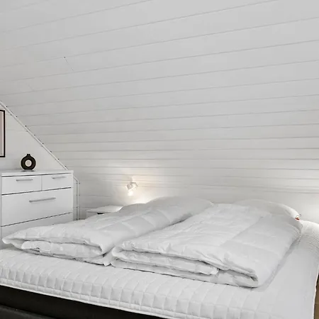 Tatil Evi Stunning In Tarm With Kitchen Hemmet