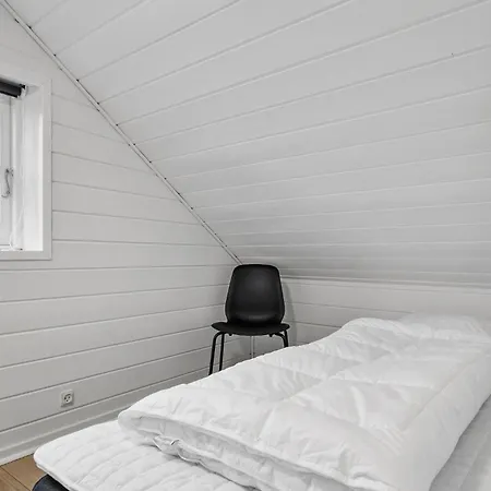 Stunning In Tarm With Kitchen Hemmet